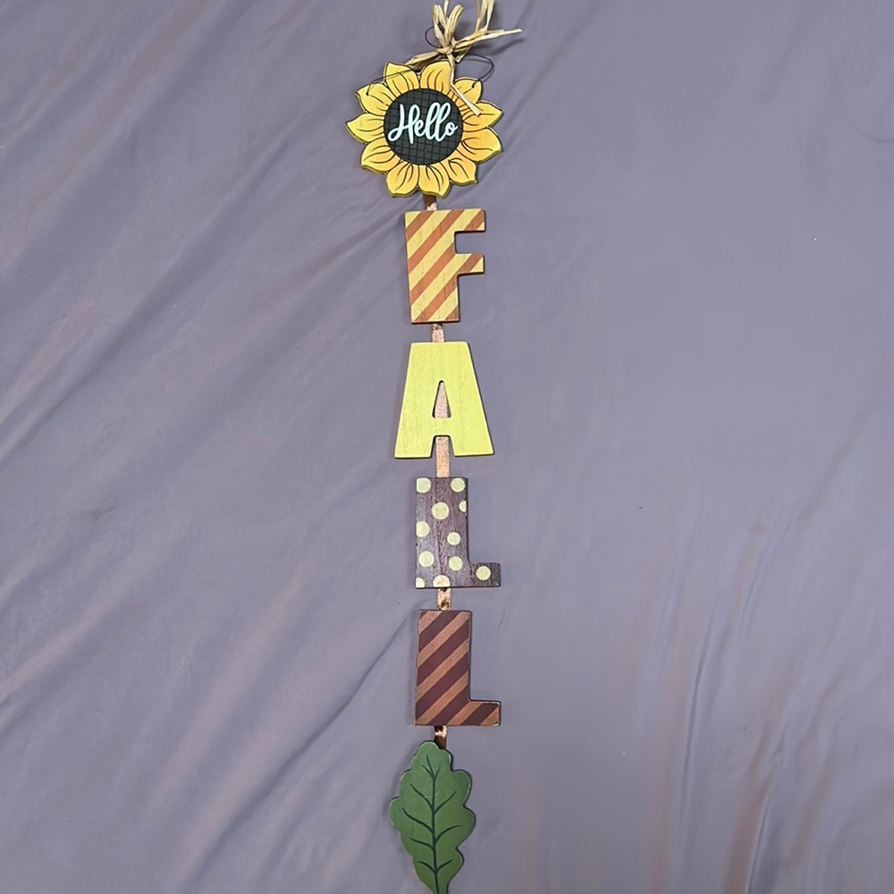 “Hello Fall” Hanging Decoration